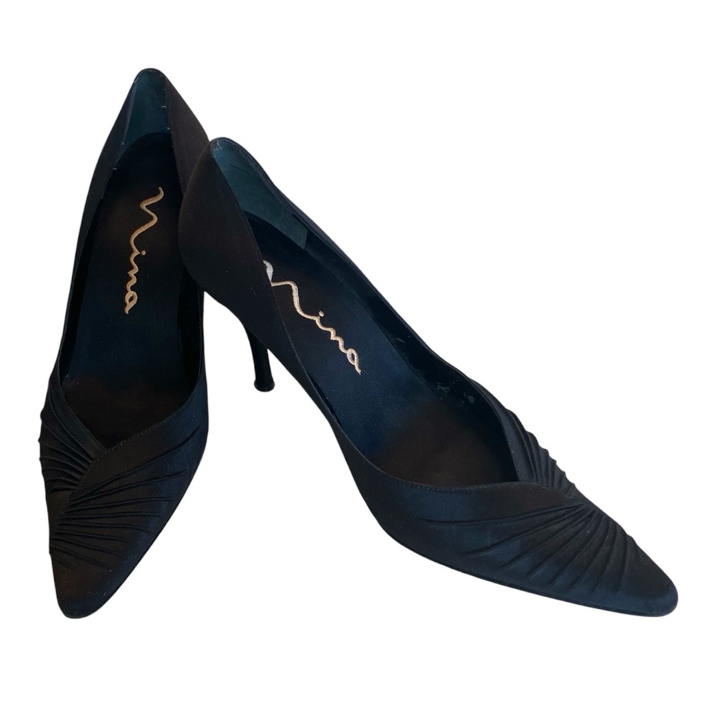 Nina Black Ruched Satin Pointed Toe Formal Pumps in size 8.5. - Picture 3 of 5